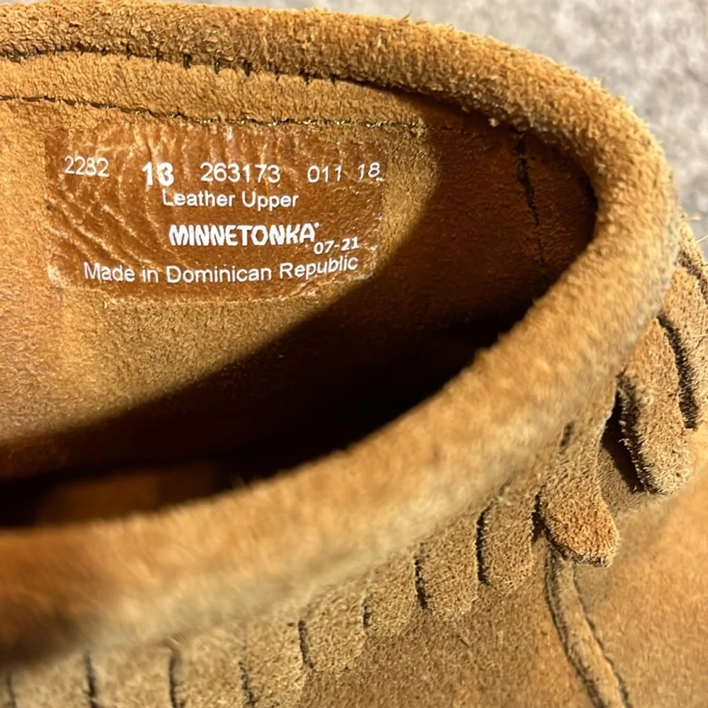 Minnetonka Moccasin Little Kid Suede Fringed Booties